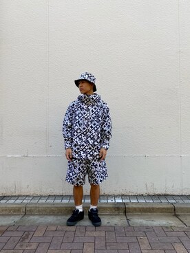 「WILD THINGS（ワイルドシングス）のアイテム（マウンテンパーカー）」を使った、ウルフサイキさん（メンズ・167cm）の冬コーディネート
