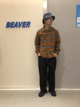 「inov-8（イノヴェイト）のアイテム（シューズ）」を使った、ウルフサイキさん（メンズ・167cm）の冬コーディネート