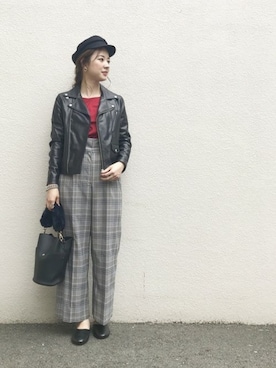 「URBAN RESEARCH（アーバンリサーチ）のレザーライダースブルゾン（ライダースジャケット）」を使った、airiさん（レディース・160cm）の秋コーディネート