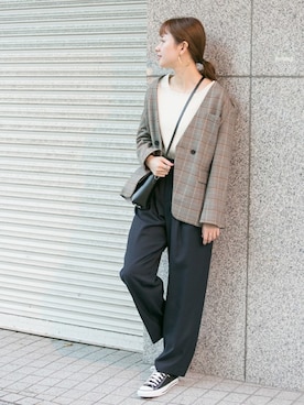 「URBAN RESEARCH（アーバンリサーチ）のアイテム（ノーカラージャケット）」を使った、airiさん（レディース・160cm）の秋コーディネート