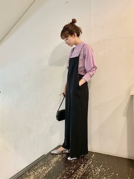 「無地党」｜「アイテム（サロペット/オーバーオール）」を使った、airiさん（レディース・160cm）の冬コーディネート