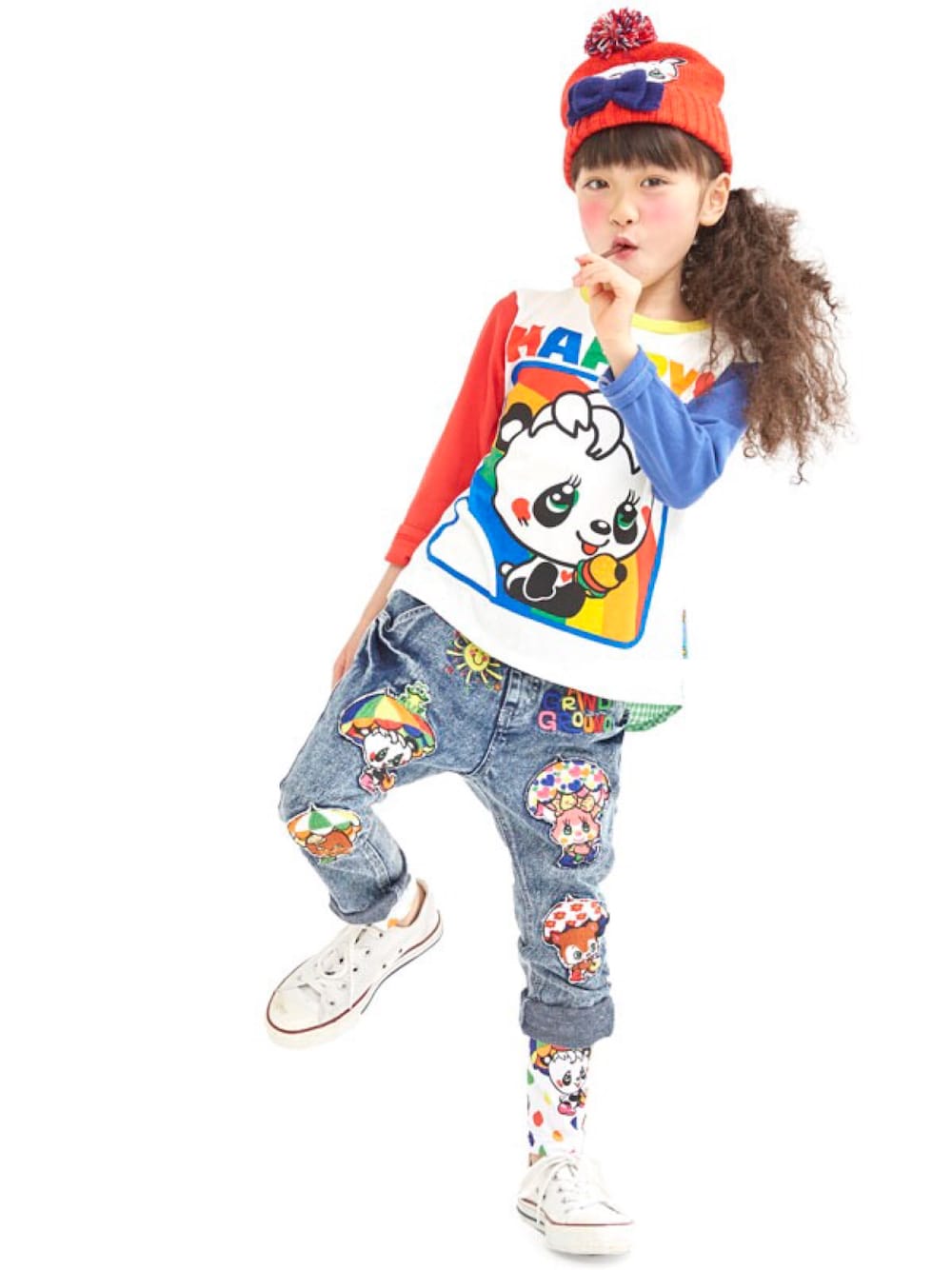 「パンダ、新作、グラグラ、秋冬、おんなのこ、stories、グラスラ、おんなのこコーデ、グランドスラム、ストーリーズ」｜「GrandGroundのハッピィ～ニットｃａｐ（ニットキャップ/ビーニー、レッド系）」を使った、storiesさん（キッズ・110cm）の夏コーディネートの1枚目の写真
