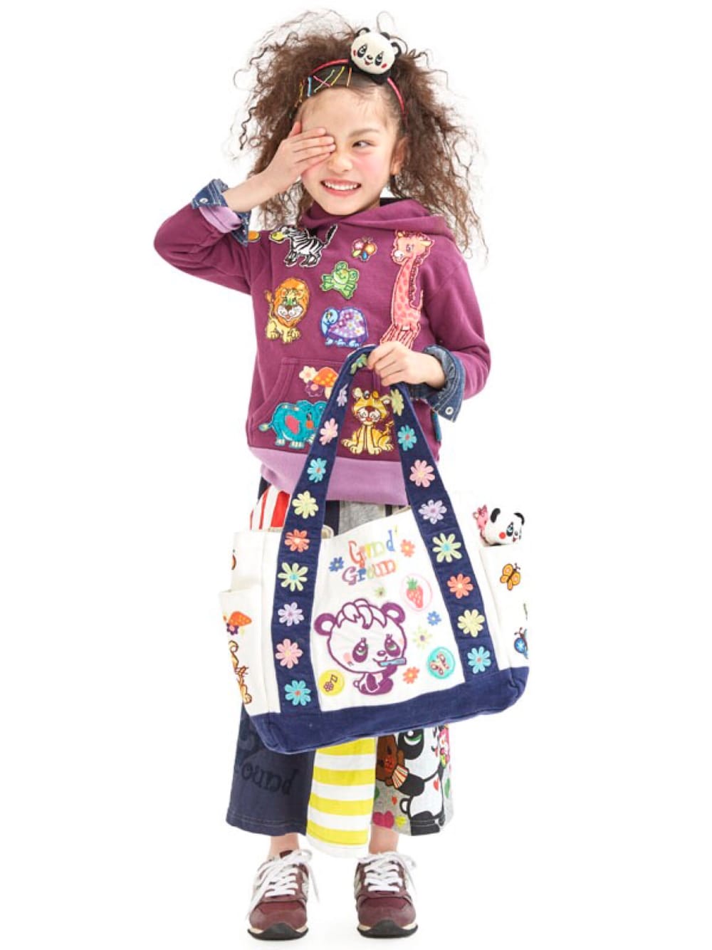「トートバッグ、バッグ、BAG、子供服、キッズコーデ、カバン、グラグラ、キッズファッション、grandground、グランドスラム」｜「GrandGroundのハッピィ～ドリームパーカー（パーカー、パープル系）」を使った、storiesさん（キッズ・110cm）の夏コーディネートの1枚目の写真