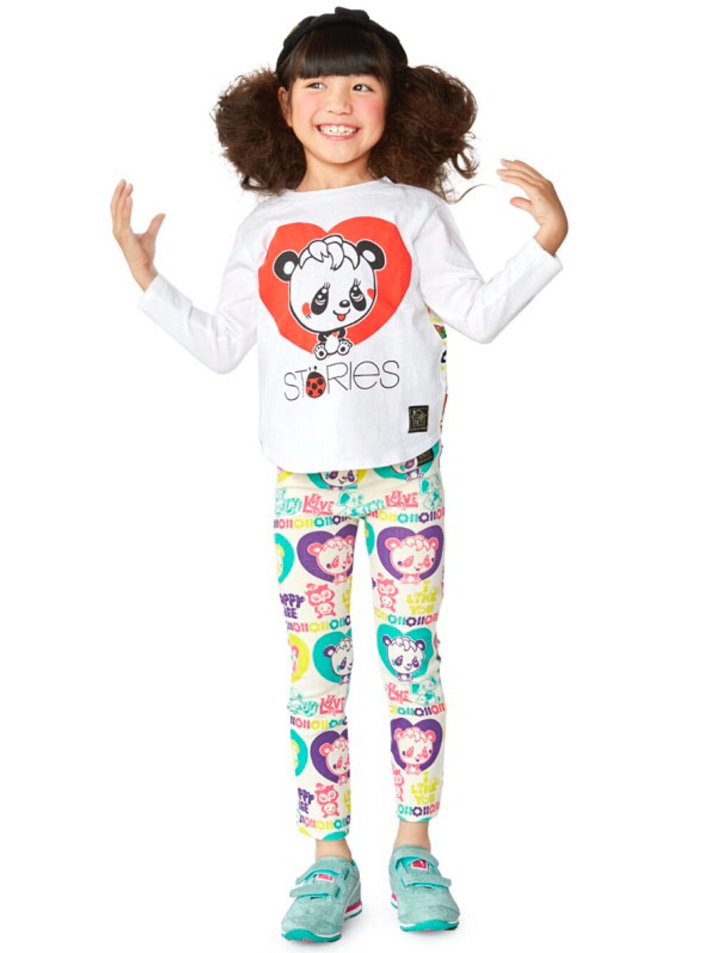 「シンプル、kids、プチプラ、子供服、子供コーデ、キッズファッション、グラスラ、ストーリーズ」｜「STORIESのハートハッピィ～ロングＴシャツ（Tシャツ/カットソー、ホワイト系）」を使った、storiesさん（キッズ・110cm）の秋コーディネートの1枚目の写真