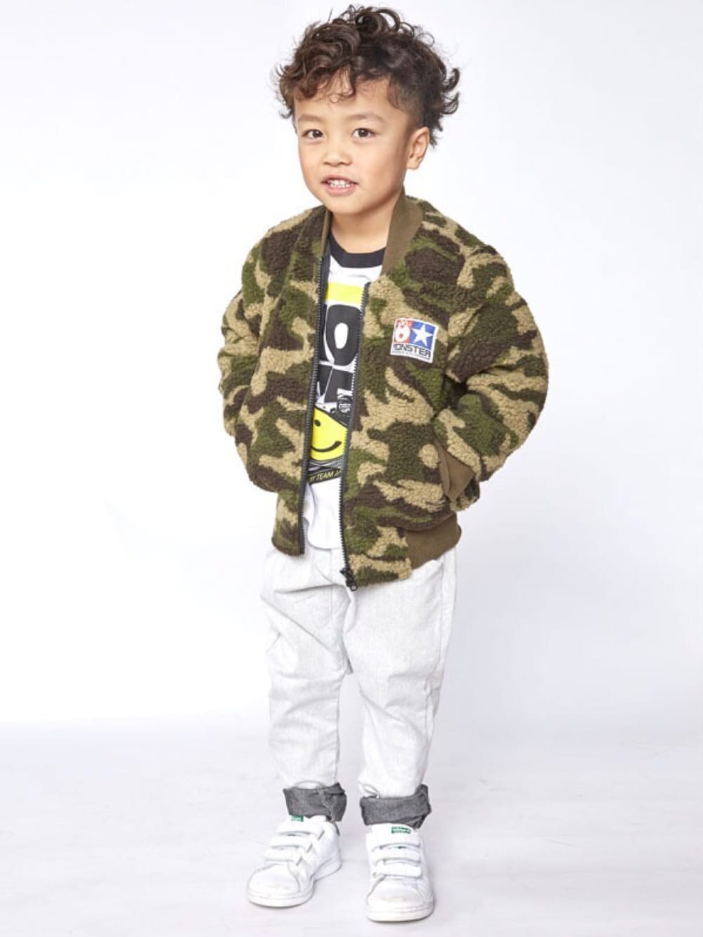 「カジュアル、kids、もこもこ、キッズコーデ、男の子、あったかコーデ、かっこいい、おとこのこ、こどもコーデ、ストーリーズ」｜「STORIESのボア中綿ジャケット（ブルゾン、その他）」を使った、storiesさん（キッズ・110cm）の秋コーディネートの1枚目の写真