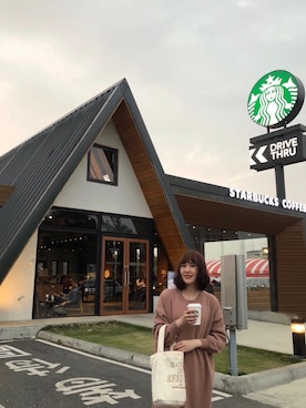 Carol Wangさんのコーディネート