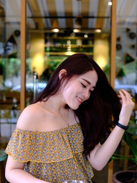「hair」｜Maureen Markionesさん（レディース・169cm・20代）の秋コーディネート