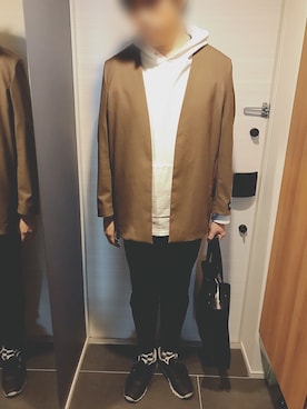 「BLACK LABEL CRESTBRIDGE（ブラックレーベル・クレストブリッジ）のアイテム（トートバッグ）」を使った、Piさん（メンズ・178cm）の春コーディネート