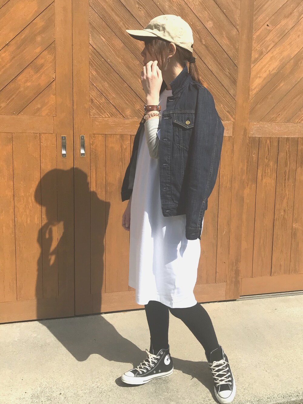 「アイラブメンズライク、大人カジュアル、シンプル、UNIQLO U」｜「UNIQLOのクルーネックTワンピース（半袖）（ワンピース、ホワイト系）」を使った、u.さん（レディース・158cm）の春コーディネートの1枚目の写真