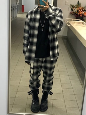 「PARADOX（パラドックス）のアイテム（パンツ）」を使った、Yさん（メンズ・170cm）の秋コーディネート