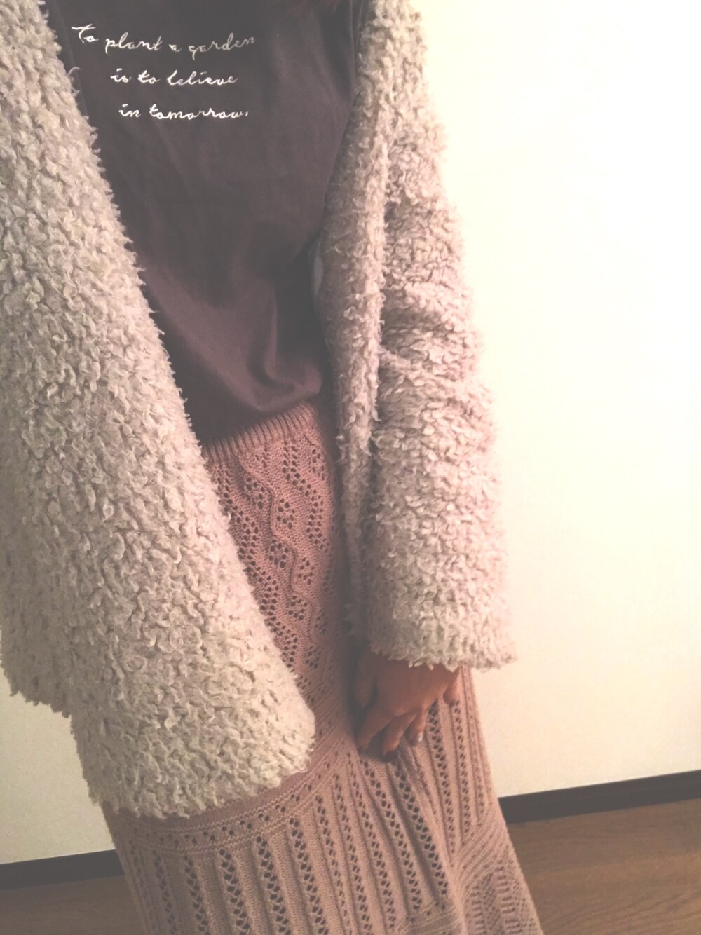 「おうちファッション、WEGO、JK、もこもこ、プチプラ」｜「WEGOのアイテム（トップス、グリーン系）」を使った、まなさん（レディース・169cm）の春コーディネートの1枚目の写真
