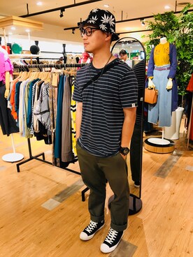 「NET（ネット）のアイテム（パンツ）」を使った、Op.rさん（メンズ・171cm）の秋コーディネート