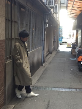 「YAECA」｜「アイテム（トレンチコート）」を使った、kazuki moritaさん（メンズ・170cm）の春コーディネート
