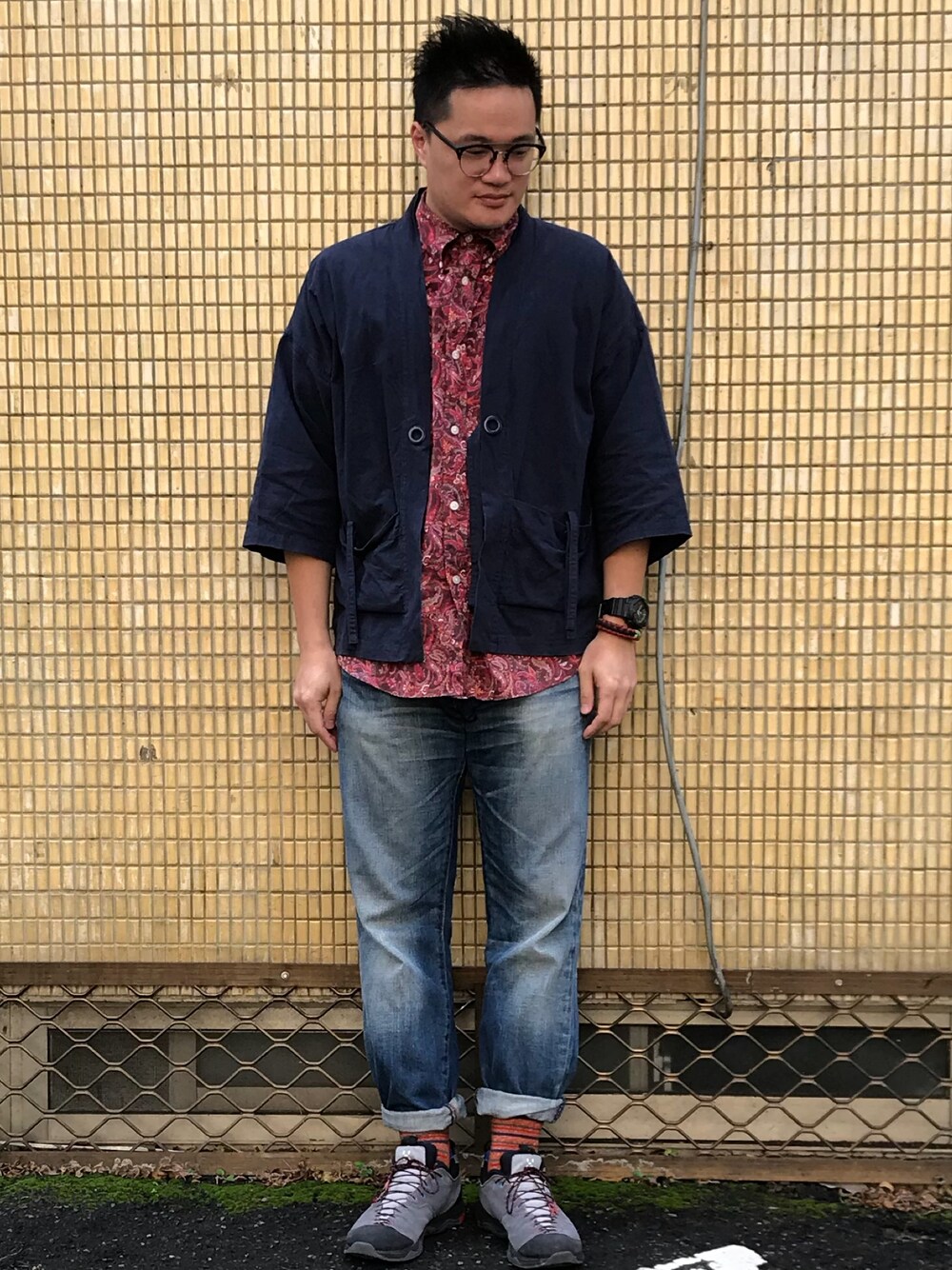 「和服、秋、jeans、ジーンズ、HAGLOFS、mont-bell」｜「Levi'sのアイテム（デニムパンツ、ブルー系）」を使った、君暘 沈さん（メンズ・178cm）の秋コーディネートの1枚目の写真