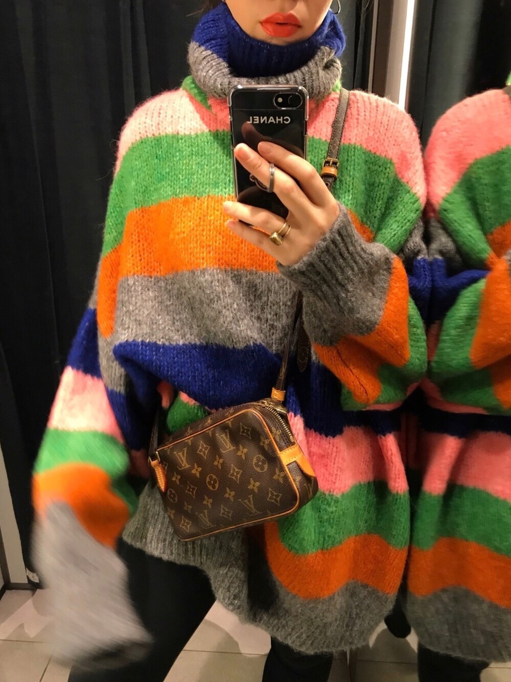 「ZARA、knit、colorful、マルチボーダー、ニット、LouisVuitton、ルイヴィトン」｜「ZARAのアイテム（ニット/セーター、その他）」を使った、zeeさん（レディース・166cm）の春コーディネートの1枚目の写真