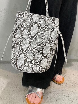 「SMIR NASLI（サミールナスリ）のアイテム」を使った、アンダープラウ AEON釧路店さん（レディース・150cm）の春コーディネート