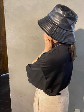 「SLY（スライ）のアイテム（帽子）」を使った、アンダープラウ AEON釧路店さん（レディース・151cm）の秋コーディネート