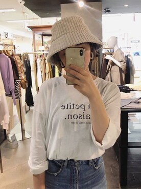 「SLY（スライ）のアイテム（帽子）」を使った、アンダープラウ AEON釧路店さん（レディース・166cm）の秋コーディネート