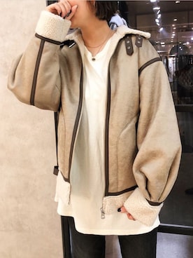 「SLY（スライ）のアイテム（ブルゾン）」を使った、アンダープラウ AEON釧路店さん（レディース・166cm）の秋コーディネート