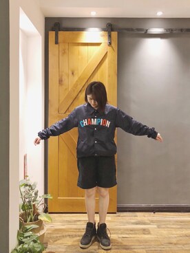 「Champion（チャンピオン）のアイテム（ライダースジャケット）」を使った、害害怕被剪脚趾甲さん（レディース・158cm）の夏コーディネート