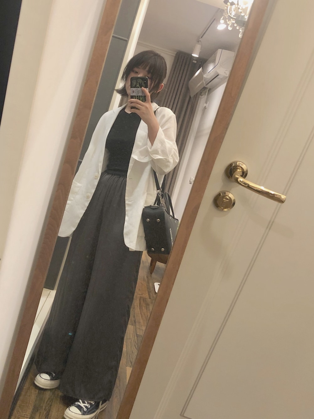 「街头搭配」｜「Ungridのアイテム（チノパンツ、グレー系）」を使った、害害怕被剪脚趾甲さん（レディース・158cm）の夏コーディネートの1枚目の写真