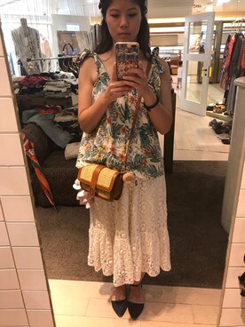 Connie Tseさんのコーディネート