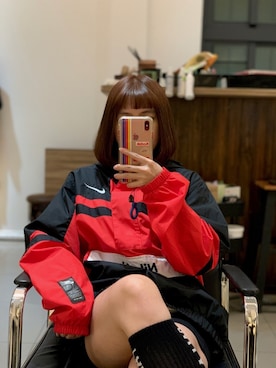 「nike」｜「アイテム（PC・スマホグッズ/家電）」を使った、Isabel Wuさん（レディース・155cm）の春コーディネート