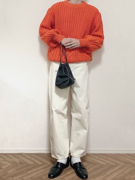 ハンドバッグを使った オレンジニット のメンズ人気ファッションコーディネート Wear