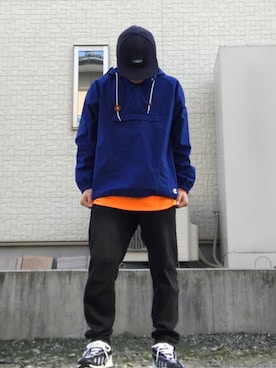 「Champion（チャンピオン）のアイテム（マウンテンパーカー）」を使った、isseiさん（メンズ・167cm）の春コーディネート