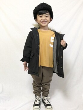 「アイテム（スラックス）」を使った、makeyourday_officialさん（キッズ・110cm）の秋コーディネート