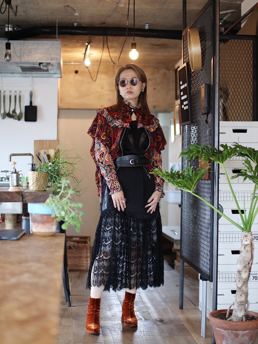 「秋のコーデ、カジュアルコーデ、サングラス、JWANDERSON、秋冬コーデ」｜「JW Andersonのアイテム（ブルゾン、その他）」を使った、ayupyさん（レディース・162cm）の秋コーディネートの1枚目の写真