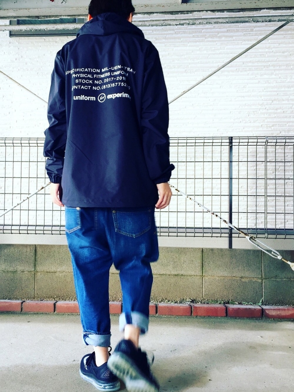 「uniform experiment、UE、FRAPBOIS、airmax2016」｜「uniform experimentのUEN PHYSICAL FITNESS HOOD BLOUSON（ブルゾン、ブルー系）」を使った、0309さん（レディース・155cm）の秋コーディネートの1枚目の写真
