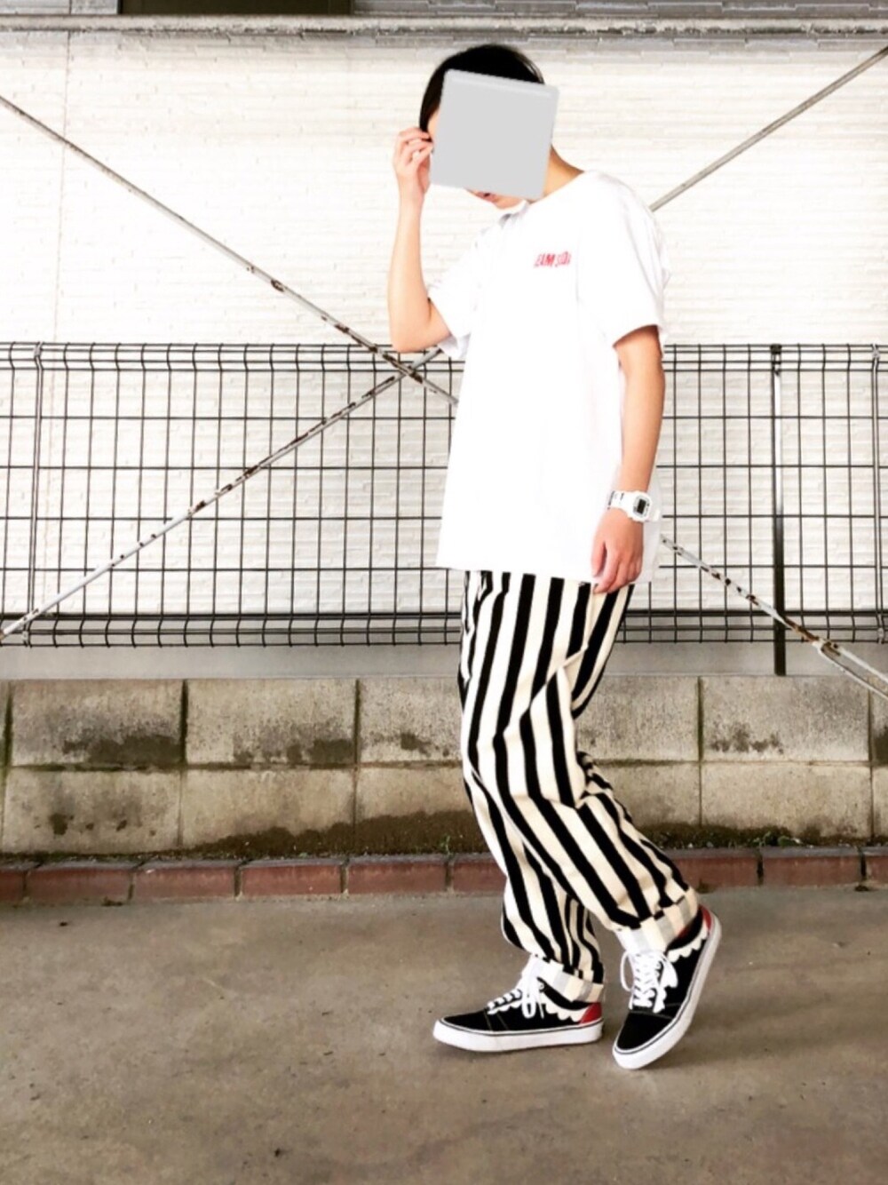 「FRAPBOIS、frederick、EZ DO PANTS、FACETASM」｜「GOOD TOWN by Frederickのアイテム（Tシャツ/カットソー、ホワイト系）」を使った、0309さん（レディース・155cm）の春コーディネートの1枚目の写真