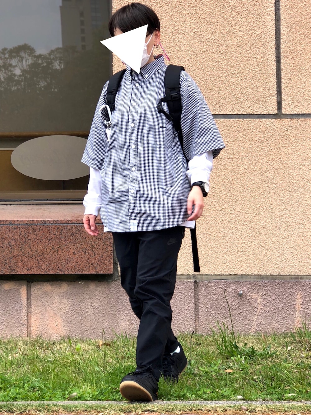 「decendant、UE、uniform experiment、NIKE AIR FORCE、ディセンダント」｜「uniform experimentのUE GLASSES CORD（その他小物、ピンク系）」を使った、0309さん（レディース・155cm）の春コーディネートの1枚目の写真