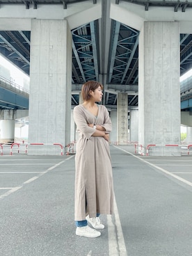 「Moname（モナーム）のアイテム（パンツ）」を使った、AYANEさん（レディース・166cm）の春コーディネート