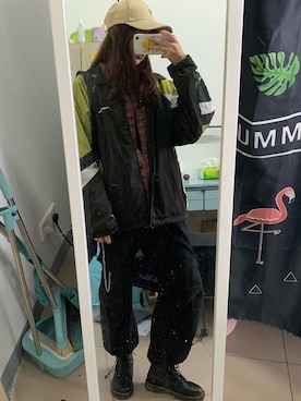 「thisisneverthat（ディスイズネバーザット）のアイテム（ジャケット/アウター）」を使った、luoyibin--さん（レディース・163cm）の秋コーディネート
