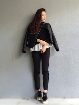 「stradivarius（ストラディバリウス）のアイテム（ライダースジャケット）」を使った、miniii◡̈︎♡﻿さん（レディース・165cm）の冬コーディネート