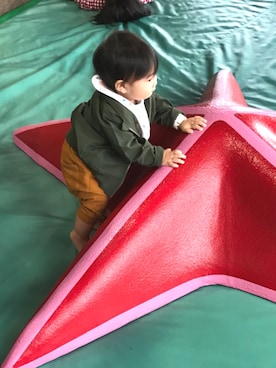 「しまむら（シマムラ）のアイテム（ノーカラージャケット）」を使った、ichi☺︎yumaさん（キッズ・80cm）の秋コーディネート