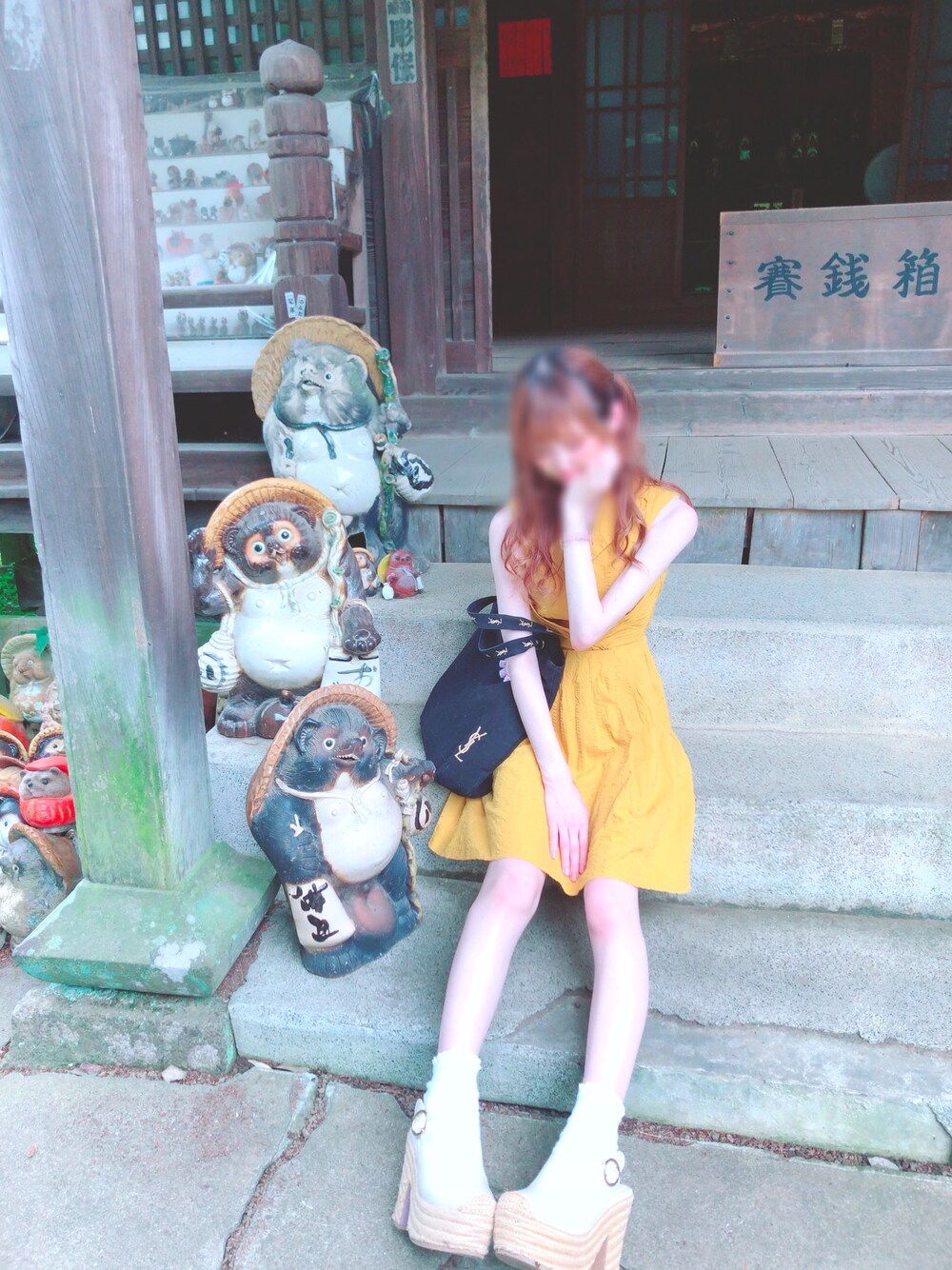 「さんぽコーデ、デート、休日スタイル、夏コーデ」｜「dazzlinのクロスシャツワンピース（シャツワンピース、イエロー系）」を使った、ゆいたんさん（レディース・158cm）の夏コーディネートの1枚目の写真