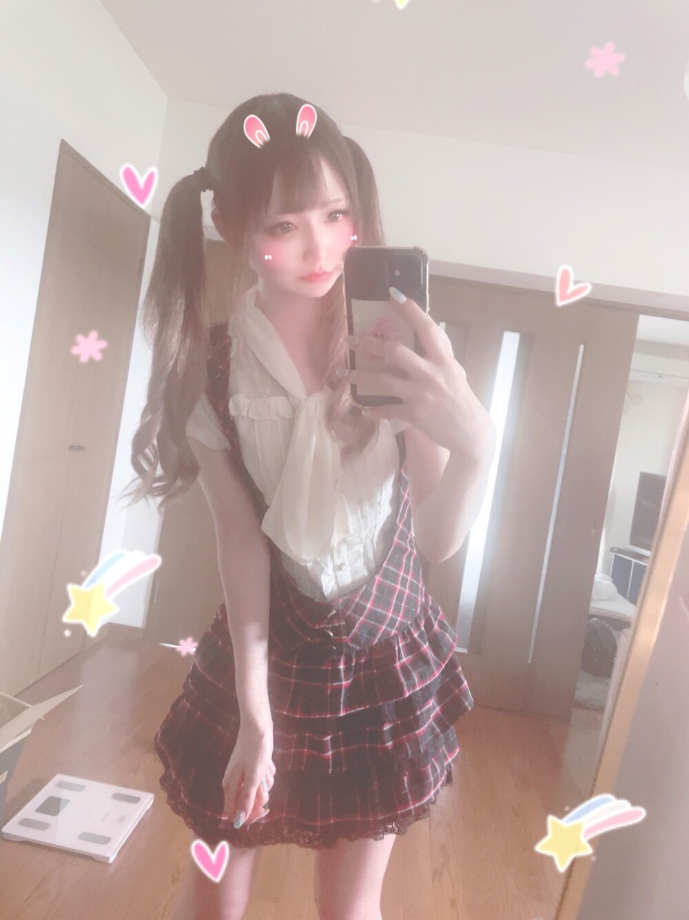 「CECIL McBEEのアイテム（スカート、レッド系）」を使った、ゆいたんさん（レディース・158cm）の夏コーディネートの1枚目の写真