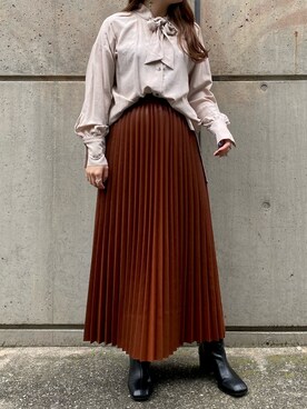 「CLANE（クラネ）のアイテム（スカート）」を使った、YU さん（レディース・159cm）の秋コーディネート