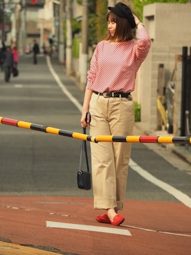 「LACOSTE」｜「アイテム（モカシン/デッキシューズ）」を使った、Rさん（レディース・165cm）の春コーディネート