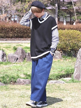 「BASQUE magenta（バスクマゼンタ）のアイテム（ベスト）」を使った、ろむしさん（メンズ・174cm）の春コーディネート