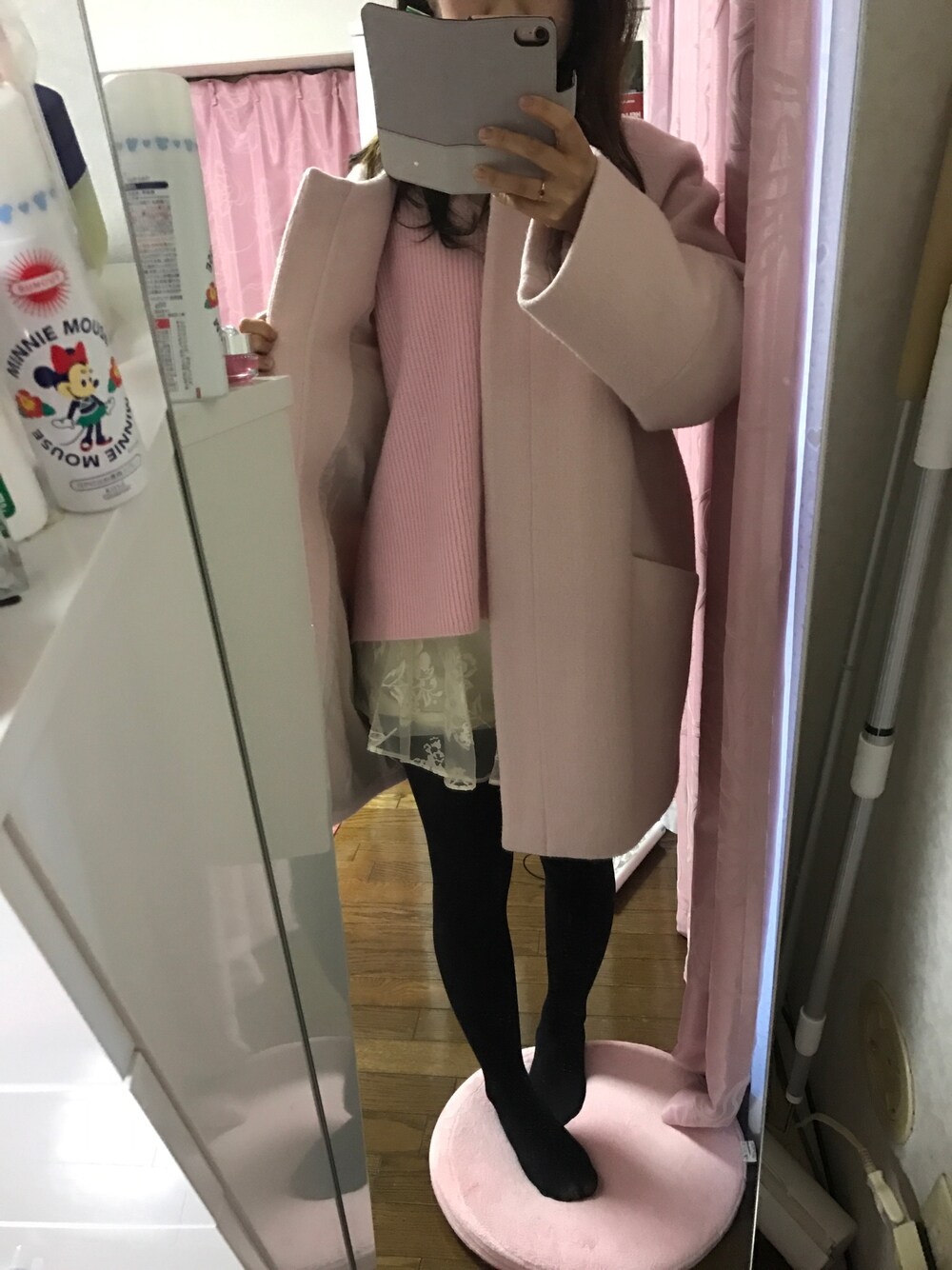 「休日スタイル、snidel、スナイデル、NOLLEY'S、ピンク、おでかけ」｜「SNIDELのノーカラーオーバーコート（その他アウター、ピンク系）」を使った、yuutanさん（レディース・148cm）の冬コーディネートの1枚目の写真