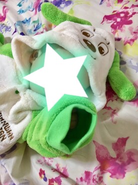 「アイテム（ロンパース、グリーン系）」を使った、えさん（キッズ・70cm）の夏コーディネート