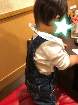 「TOMMY HILFIGER（トミーヒルフィガー）のアイテム（オールインワン・サロペット）」を使った、えさん（キッズ・70cm）の夏コーディネート