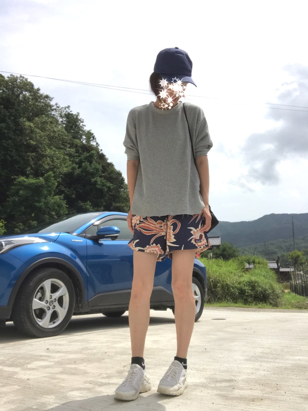 「夏、休日スタイル、カジュアル、おしゃれさんと繋がりたい、アウトドアスタイル、キャップ、タンパンスタイル、メンズライク」｜「UNIQLOのアイテム（キャップ、ブルー系）」を使った、みっきさん（レディース・162cm）の夏コーディネートの1枚目の写真