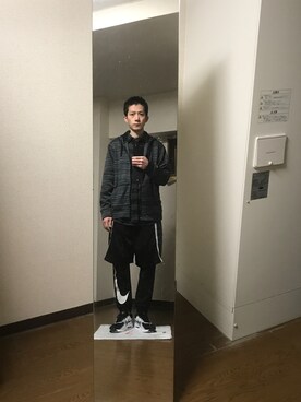 「SWAGGER（スワッガー）のアイテム（パンツ）」を使った、エイチエムさん（メンズ・174cm）の冬コーディネート