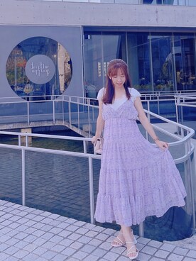 「アイテム（アナログ腕時計、ピンク系）」を使った、Emilyさん（レディース・153cm）の春コーディネート