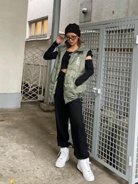 「ストリートカジュアル」｜「アイテム（スウェットパンツ）」を使った、MIRIさん（レディース・163cm）の秋コーディネート